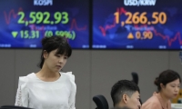 中央组织部决定，冯来法履新