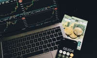 【环球财经】新加坡金融市场资产管理规模达4万亿美元 年增长10％